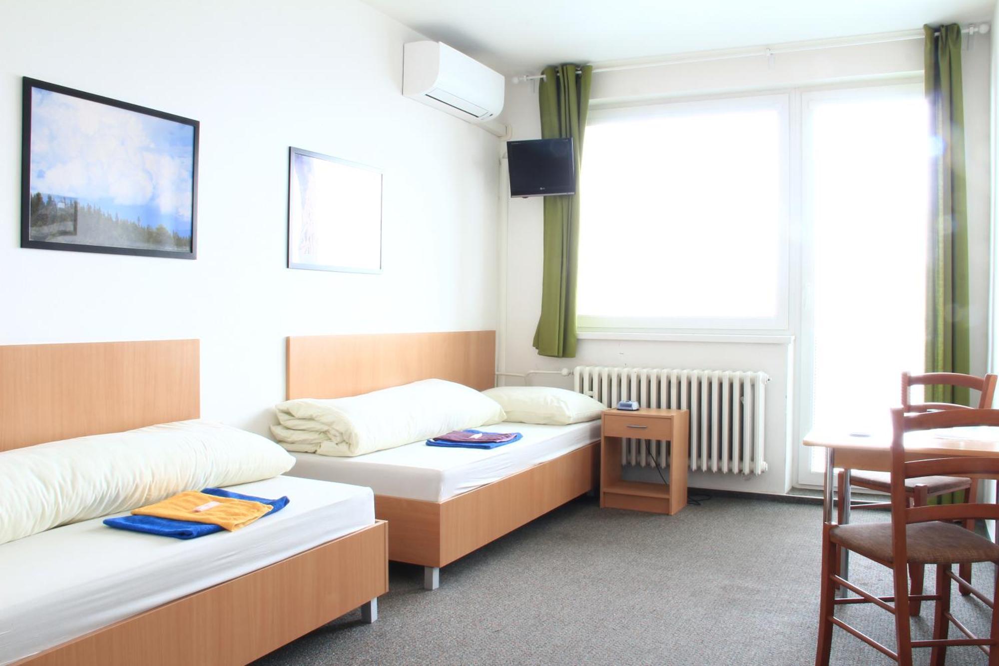 Hostel Narva Bratislava Dış mekan fotoğraf